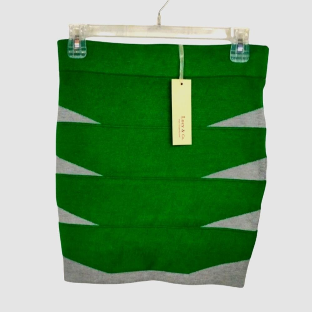 Lucy & Co. Green and Gray Sweater Mini Skirt Size M/L NWT